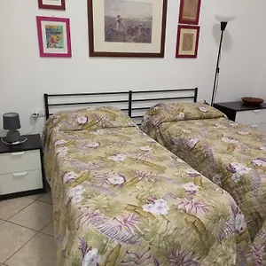Quarto em Acomodações Particulares Nenna